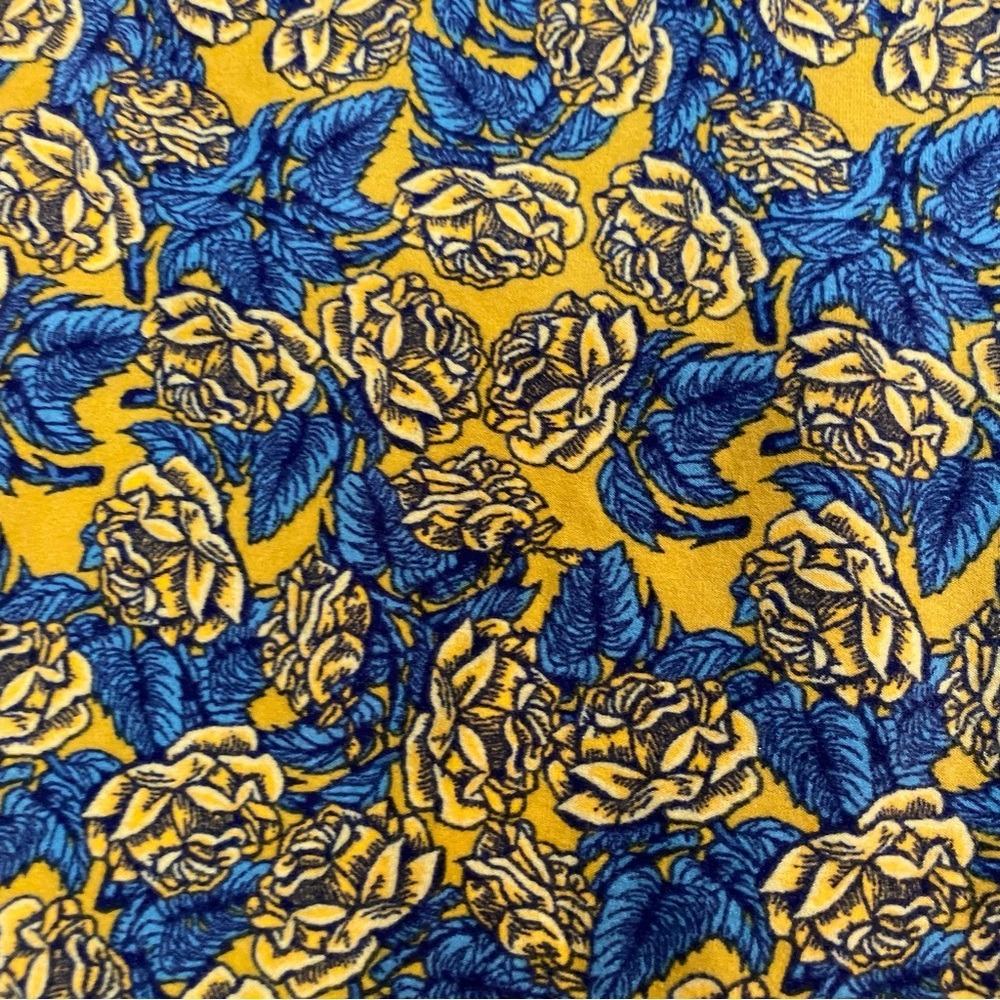 Lularoe vintage "beauty and the beast" inspired OS leggings roses (658)